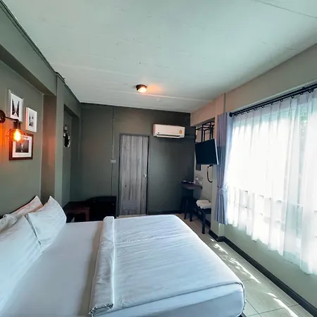 Bb House Rambuttri2 บีบี เฮ้าส์ รามบุตรี2-3