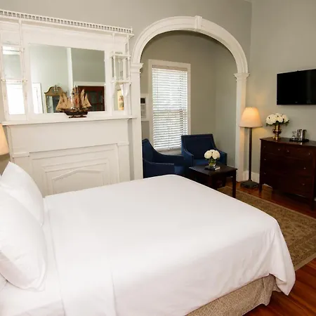 Bellevue House-3