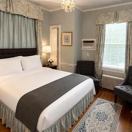 Bellevue Manor-2