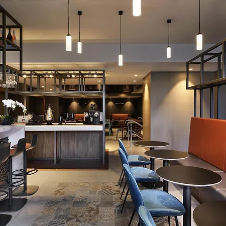 Mercure Auckland Queen Street-2