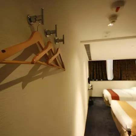 Noble Park Hotel-2