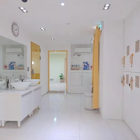 Look Home Guesthouse-3