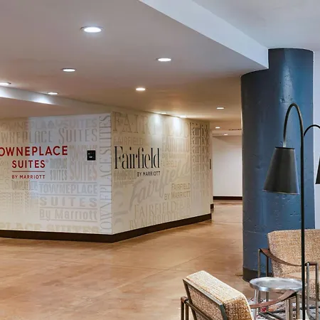 Fairfield Inn & Suites By Marriott Dallas Downtown-3