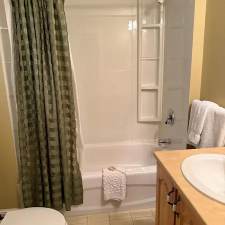 Midstream Manor Unit 1, Studio-3