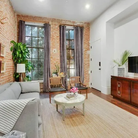 4Br Gem On Gravier Close To Dining & Souvenirs-3