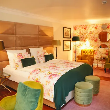 Boutique Hotel Windsor - The Charming City Hotels-3