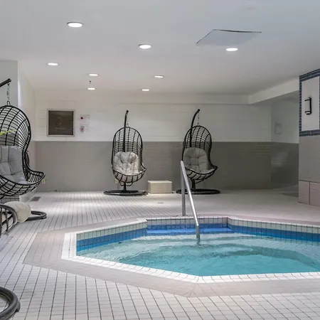 Delta Hotels By Marriott Montreal-2