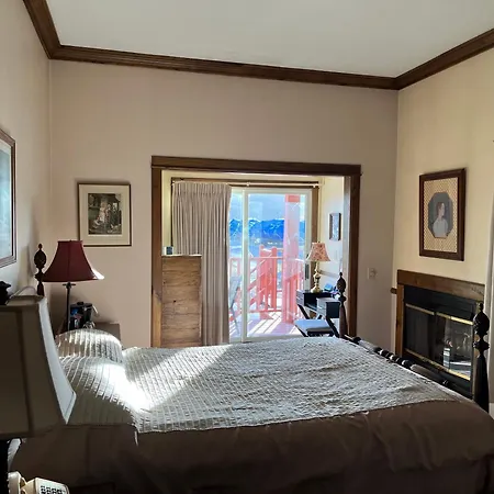 Afton House Inn-2