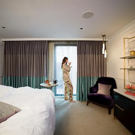 The Guardsman Hotel-3