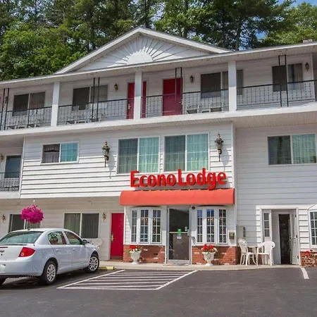 Baymont By Wyndham Lake George-2
