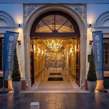 Basiliq Hotel-3