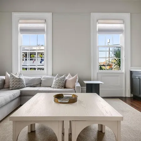 Thomas Waring House Sleeps 23 Multi-Unit Rental-3