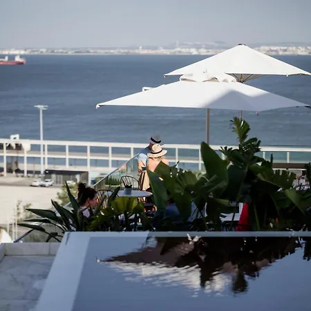 Memmo Alfama - Design Hotels (Adults Only)-3