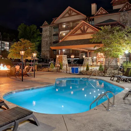 Bearskin Lodge On The River-3