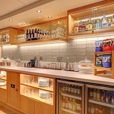 Hub By Premier Inn London Goodge Street-3