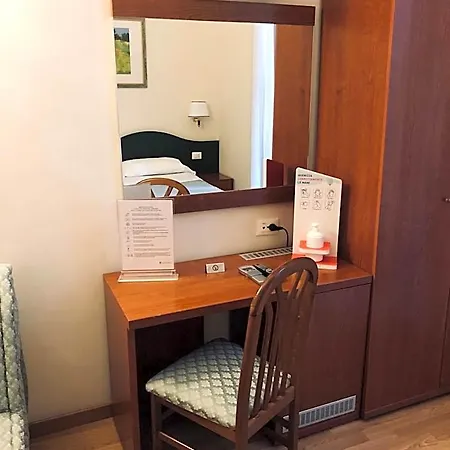 La Girandola Bed & Breakfast-3