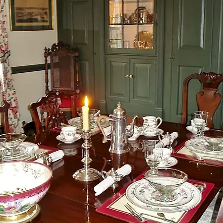 Newport House Bed & Breakfast-3