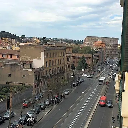 La Finestra Sul Colosseo B&B 1-3