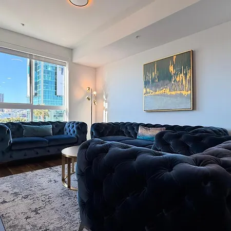 Wallace Luxurious-2