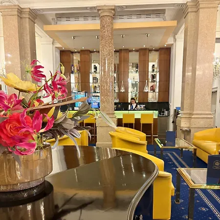 Hotel Ambassador-3