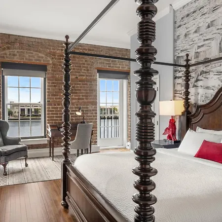River Street Inn (Adults Only)-3