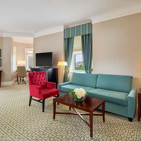 Fairmont Chateau Laurier-3