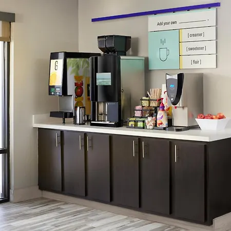 Garner Hotel Virginia Beach North By Ihg-2