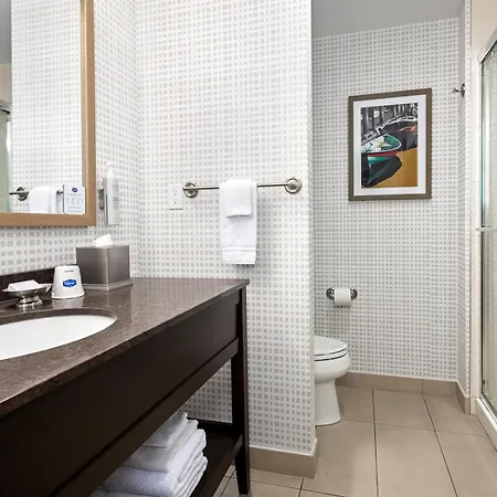 Hampton Inn By Hilton Halifax Downtown-2