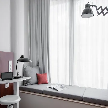 Ruby Lilly Hotel Munich By Ihg-2