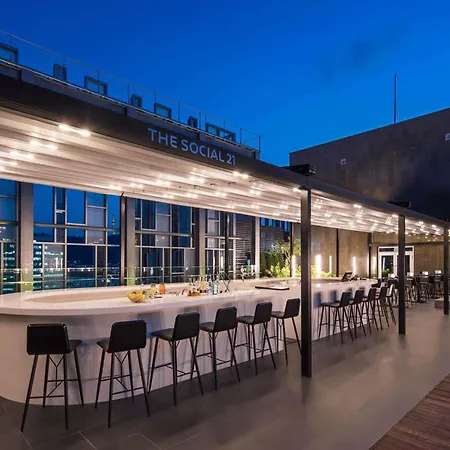 Novotel Ambassador Seoul Dongdaemun Hotels & Residences-2