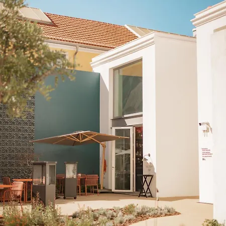 Duo Hotel Lisbon, Curio Collection By Hilton-2
