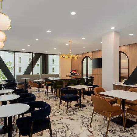 Hampton Inn By Hilton Calgary Downtown-2
