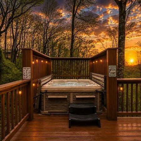 Honey Bee Hideaway Your Sweet Mountain Escape-3