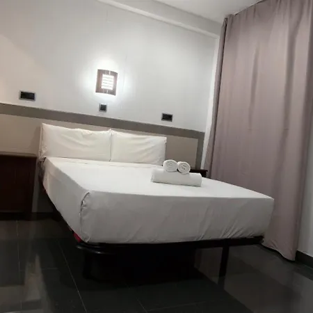 Hostal Levante Barcelona-2