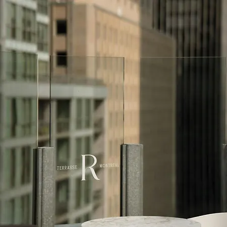 Renaissance Montreal Downtown Hotel-2