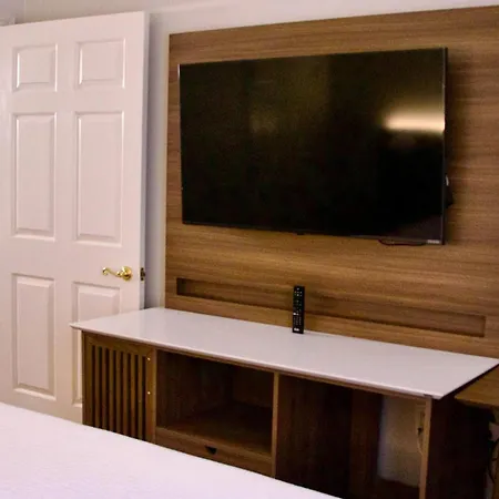 La Quinta Inn By Wyndham Austin Capitol / Downtown-3