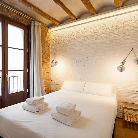 Deco Apartments Barcelona-Born Apt.-3