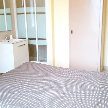 Hostal Capitol Ramblas-2