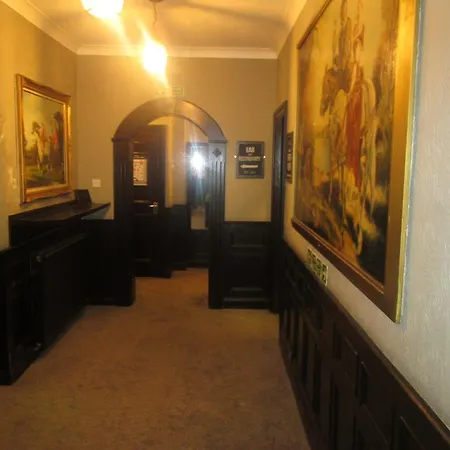 Laird And Dog Inn-3
