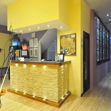 Barcelona Gotic Guesthouse-3