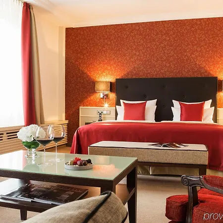 Althoff Hotel Am Schlossgarten-3
