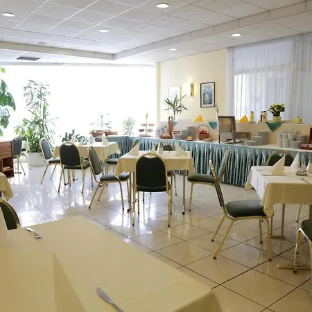 Hotel Bara Gellert-3