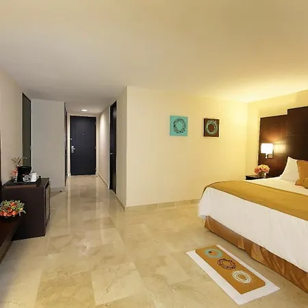 Wyndham Garden Panama City-3