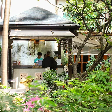 Lamphuhouse Bangkok-3