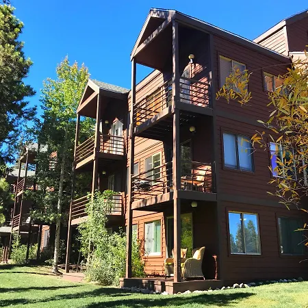 Breck Creekside At Wildwood Suites-3