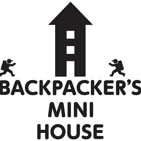 Backpacker'S Mini House-3