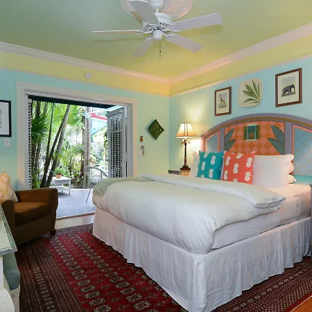 Pineapple Point Guesthouse & Resort - Gay Men'S Resort-3