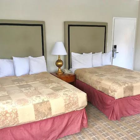 Americas Best Value Inn & Suites - Soma-2