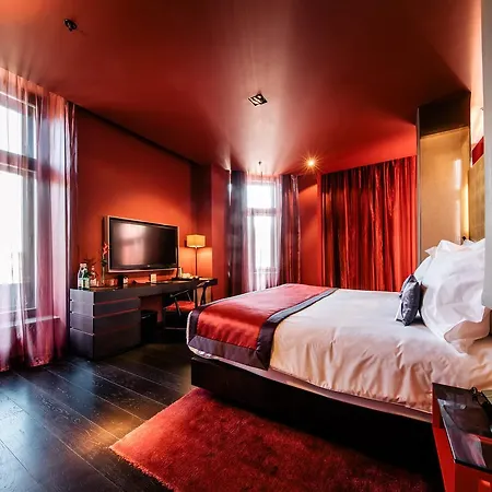 Buddha-Bar Hotel Budapest Klotild Palace-3