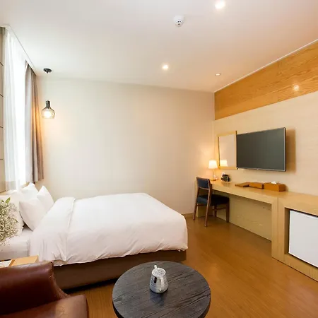 Hotel Nafore-3